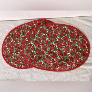 5/$35 Vintage Red Green Festive Oval Christmas Placemats x2